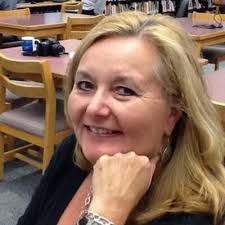 Lori Cunningham (@LCunningham11)