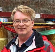 Leslie Stringer's Instagram, Twitter & Facebook