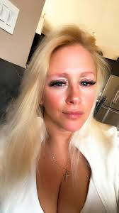 New headshot, who dis'? (lol, I couldn't resist 😆)