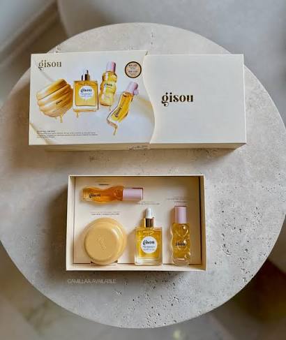Gisou 🍯💛✨ پرفروش ترین پک برند گیســو 🌟 -روغن لب آبرسان -ماسک&zwnj; مو -روغن  مو -عطر مو تمام محصولات بدون تست حیوانی هستند ! محصولات مو برای انواع مو  صاف ، مجعد