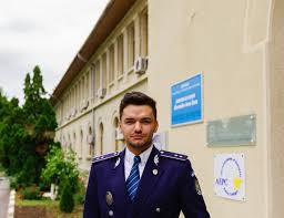 Maybe you would like to learn more about one of these? Interviu Insp Iulian Coman PurtÄƒtorul De Cuvant Al Academiei De PoliÈ›ie Ii Indemn Pe Tineri SÄƒ AleagÄƒ AceastÄƒ CarierÄƒ FrumoasÄƒ Care Le Va Aduce Cinste Ziarul Incomod
