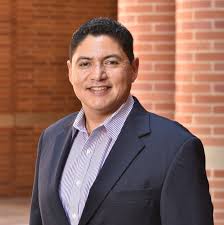 Profile for Dr. Stewart Elvis Rendon