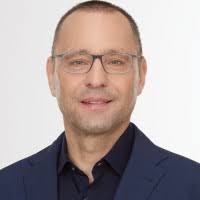 Saint Elmo's Tourismusmarketing, Serviceplan Gruppe Information