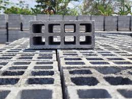 Bảng giá gạch xây nhà mới nhất 2025: Giá gạch đặc, gạch lỗ