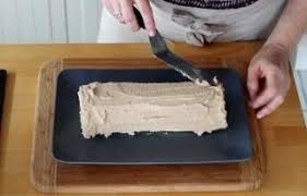 Recette Buche A La Creme De Marron En Video Recette Creme De Marron Recette De Chips Dessert Noel Facile