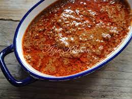 Masukan potongan daging sapi, masak dengan api kecil hingga santan mengering dan mengental. Kuah Kacang Daging Istimewa Azie Kitchen Azie Kitchen