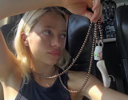 Photos by Laurie Anna Babin (@zinz0u) · September 30, 2025