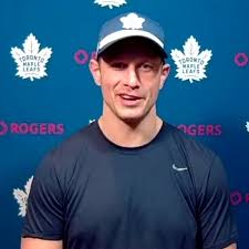 Join the conversation #canuckslogo over the course of three days, thousands of vancouver canucks fans jammed rogers. Maple Leafs Spezza Reacts To Vintage Hat Trick Over Canucks The Hockey News On Sports Illustrated