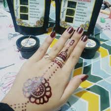 Contoh gambar henna di kaki yang mudah dan simple contoh gambar henna. Henna Queen Queen Henna Shopee Indonesia