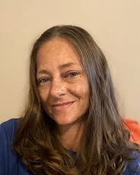 Amanda Grout's Instagram, Twitter & Facebook