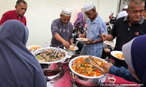 The commission, he said, was also looking into updating the current provisions of the election offences act 1954. Malaysiakini Final Pd Voter Turnout Is At 58 3 Percent Ec