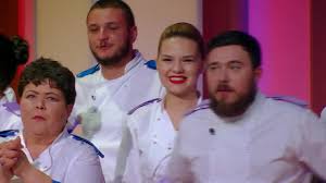 Cooking show românesc, care a fost difuzat prima dată pe 7 martie 2016, la antena 1. Chefi La CuÈ›ite Sezon 7 17 Decembrie 2019 Alexandru Comerzan A CaÈ™tigat Sezonul 7 Al Emisiunii Chefi La CuÈ›ite Antena 1
