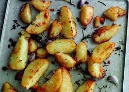 Roast Potatoes Recipe In 2020 Roasted Potato Recipes Potatoes Vegetable Recipes