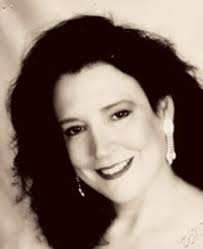 Ellen Doak's Instagram, Twitter & Facebook