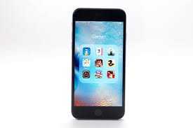 Not only did the iphone serve rim at the sdk event. 10 Best Iphone Games To Play With Your Girlfriend