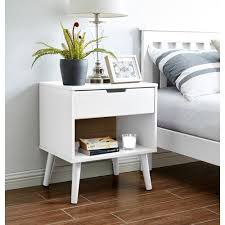 Shop pottery barn for a wide selection of nightstands and bedside tables in a variety of styles and materials. Isabelline Nachttisch Maliyah Wayfair De Bedside Table Decor White Bedside Table Modern Bedside Table