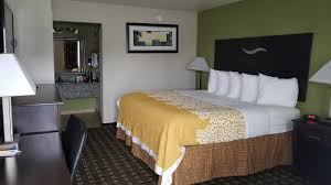 It's time we all seize the days! Days Inn By Wyndham West Memphis 50 5 9 Updated 2021 Prices Hotel Reviews Ar Tripadvisor
