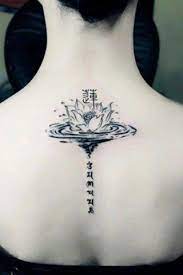 50 Chakra Tattoos To Show Off Your Spiritual Side Photo Album Sofeminine Chakra Tattoo Geometric Tattoo Chakra Tattoo Ideas