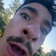 Scottish Comedy: The Humor Behind What He's Selling