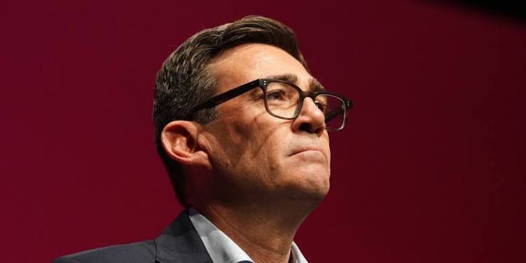 Labour shelves £800million repairs for British servicemen's damp and mouldy homes
