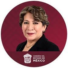 Fabiola Avalos's Instagram, Twitter & Facebook