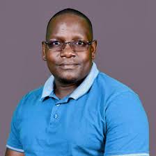 Dr Fred Matiangi charging Kenyans in Minnesota, USA. As I said Kenyans  worldwide are ready to send this regime home. Its only a matter of time  before the zero in