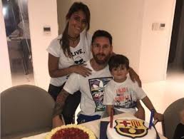 ٹی ٹوئنٹی میں قومی ٹیم کا. Messi Eats All The Cake On His 30th Birthday Thescore Com