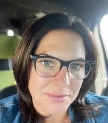 Laura Branco's Instagram, Twitter & Facebook