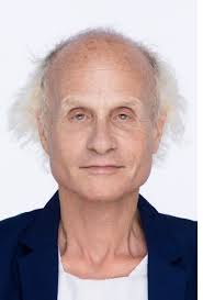 Ezra Mitchell-山东大学法学院