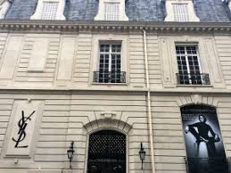 Check spelling or type a new query. Musee Yves Saint Laurent Parcours Inaugural L Atelier Des Cousettes