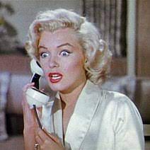 Norma jeane mortenson), в крещении но́рма джин бе́йкер. Merilin Monro Vikipediya