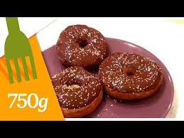 Recette De Donuts Au Chocolat 750 Grammes Youtube Recette Donuts Recette Alimentation