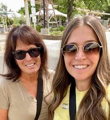 They say things are bigger in Texas. What could be better than this big  group of ladies I consider family?!! Thank you. Barry Duke and Barbara Duke  for hosting an amazing dinner