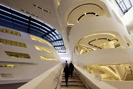 From paulanergasse tram stop, seven minutes from the hotel, you can catch line 1, taking you round the ringstraße. Holiday Inn Vienna City Hotels Hotels Restaurants In Vienna Adresse Offnungszeiten Bewertungen Tel 0158 Infobel