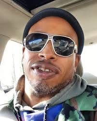 David Munford's Instagram, Twitter & Facebook