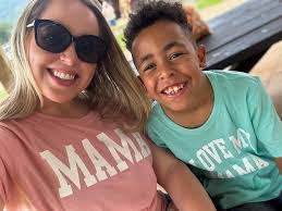 Danielle Stovall's Instagram, Twitter & Facebook