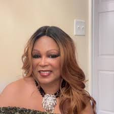 JUST LANDED: Gabrielle Chanel || The new women's fragrance from  @chanelofficial is pure floral. Shop now > http://bit.ly/2wm18Fu  #myerbeauty #gabriellechanel