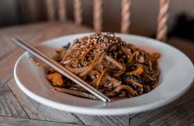 Take pictures of your cool food presentation to hang it on the pinboard. 7 Tips For Beautiful Food Presentation In Your Restaurant On The Line Toast Pos