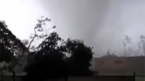 Tote und verletzte nach tornado. Vso98qc0gzfyxm