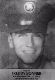 Trisha Bonner (@trishakassai)