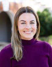 Lauren Thayer's Instagram, Twitter & Facebook