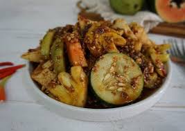 Cara memasak gulai jantung pisang dan kikil sapi. Kiat Kiat Memasak Rujak Ulek Kacang Tanah Sedap Resep Us
