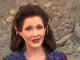 Kaitlin Hopkins's Instagram, Twitter & Facebook