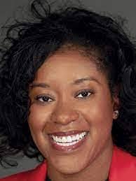 Danielle Tinney's Instagram, Twitter & Facebook