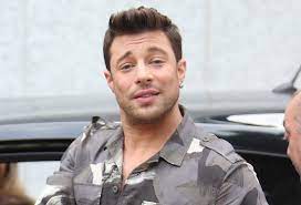 He is an english singer and actor and probably best known as a member of the british band blue with lee ryan, antony. Duncan James Daughter Cool With His Sexuality