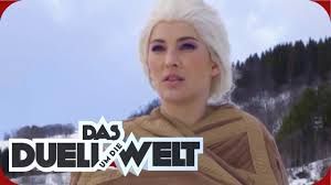Vor dem duell mit larnaka gibt sich herrlich kämpferisch: Jeannine Michaelsen Beim Eistauchen Als Eiskonigin Preview Duell Um Die Welt Prosieben Youtube