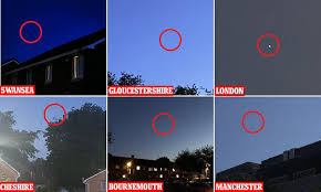 Excited Britons Try To Catch A Glimpse Of Elon Musk S Spacex Rocket Daily Mail Online