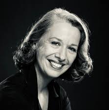 West coast Earl Carroll girls Fran Shore (1923-2015) and June Ealey  (1921-2007), circa 1942 ✨ #franshore #juneealey #1940s #1942 #earlcarroll  #earlcarrollgirl #earlcarrollgirls #thelifeofashowgirl #showgirls  #chorusgirls #chorines #starlet #starlets ...