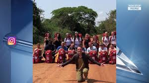 Florent chute lourdement sur le bord de la route ! Tpmp Pekin Express 2021 Loic Revient Sur Sa Relation Difficile Avec Sabine Video Dailymotion