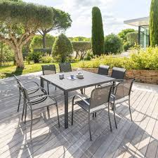 Tables hautes d'extérieurtables bistrot cette table occupe une place indispensable au sein de votre espace vert, sur votre balcon ou votre terrasse, c'est bien sûr : Salon De Jardin Hesperide Centrakor Table De Jardin Carree Table De Jardin Table De Jardin Pliante